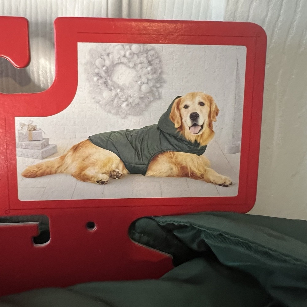Wondershop Pet Puffer Vest Medium Green NEW Hooded Quilted Dog Jacket